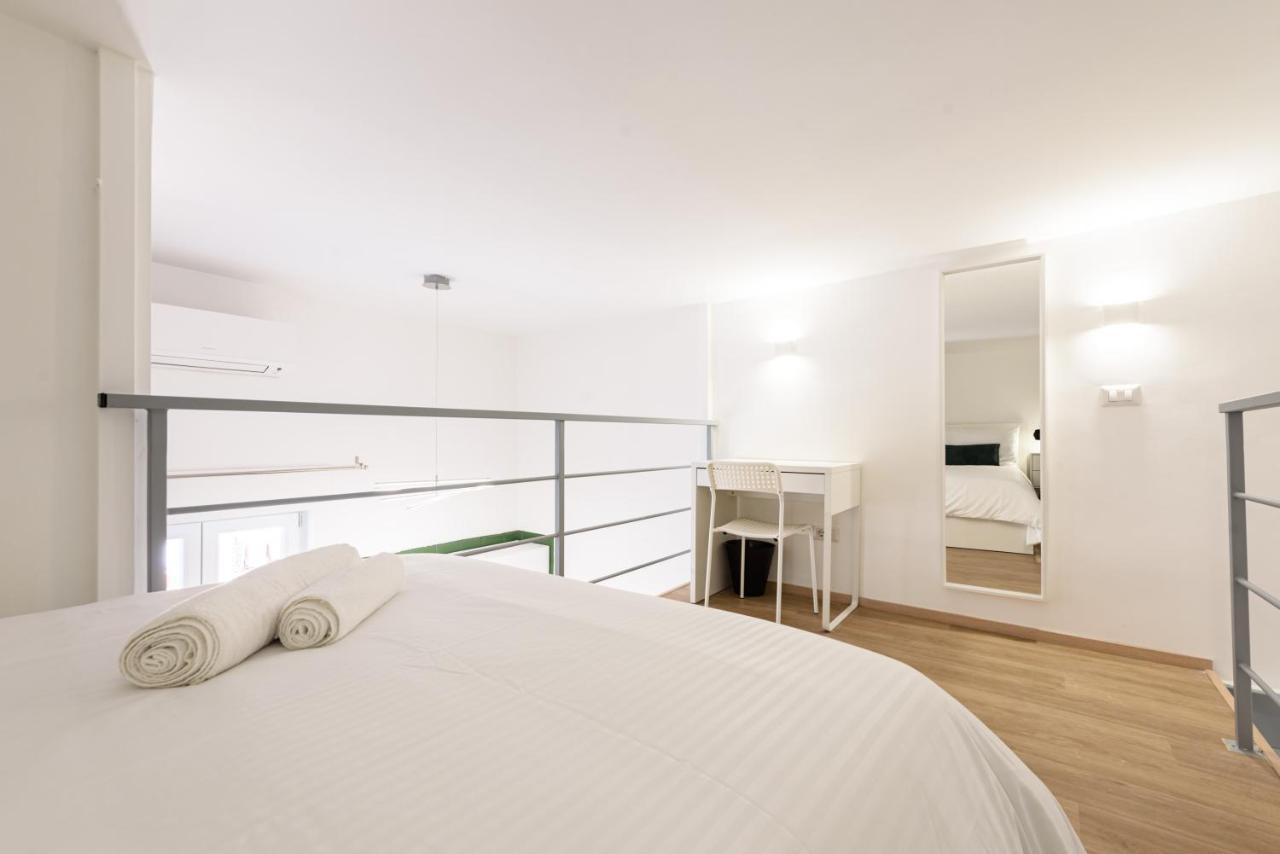 Napoli In Bed Apartment Bagian luar foto