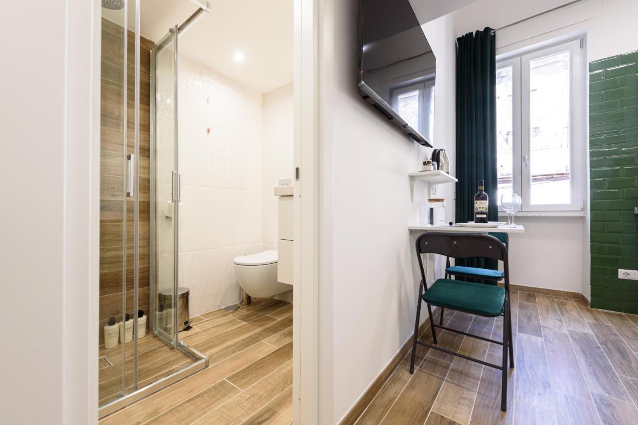 Napoli In Bed Apartment Bagian luar foto